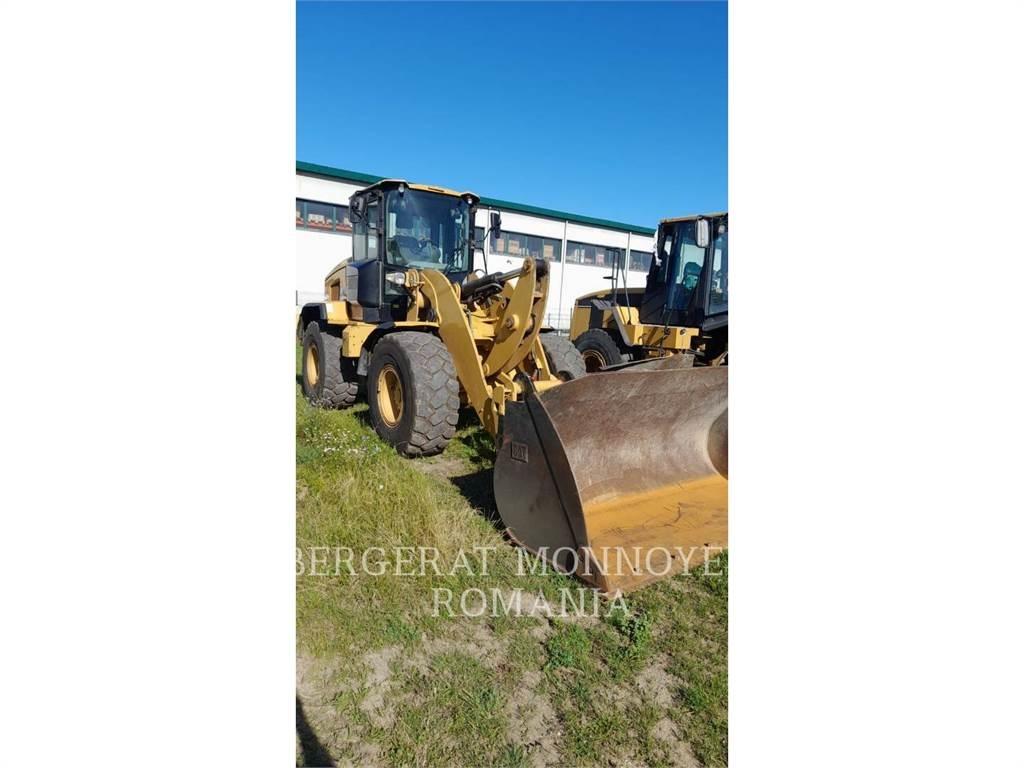 CAT 938M Фронтальні навантажувачі