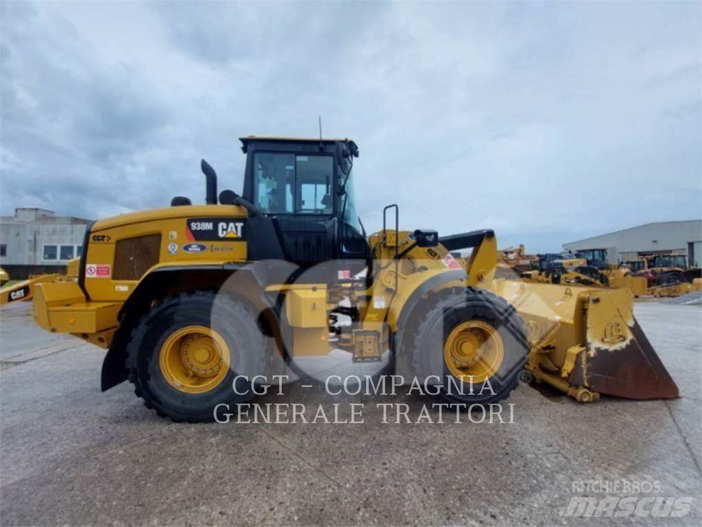 CAT 938M Фронтальні навантажувачі