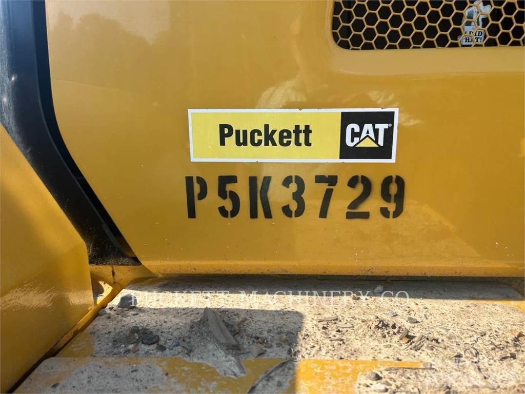 CAT 938M Фронтальні навантажувачі