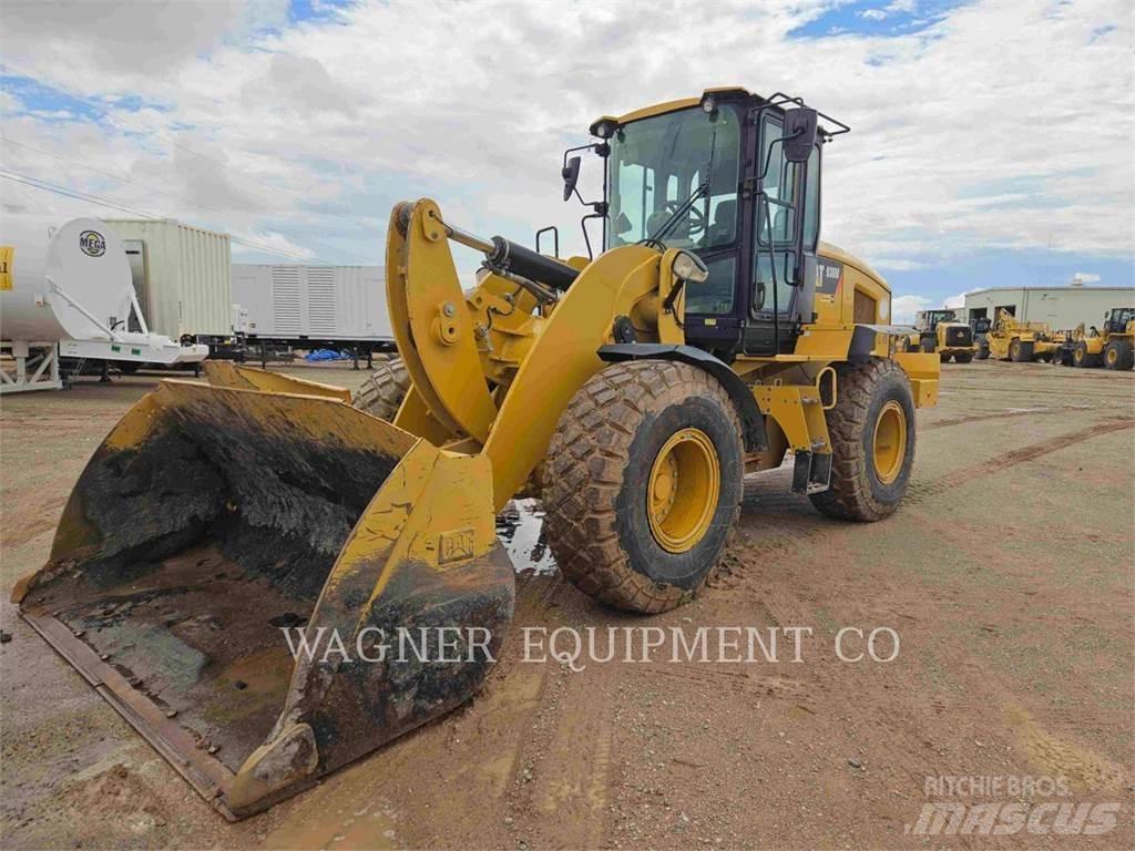 CAT 938M Фронтальні навантажувачі