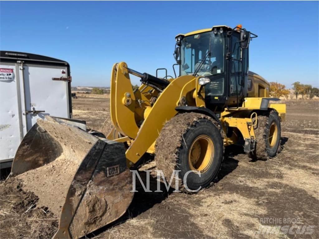 CAT 938M Фронтальні навантажувачі