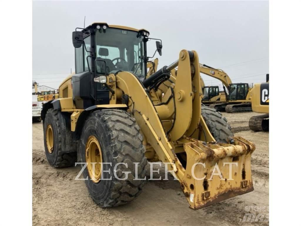 CAT 938M Фронтальні навантажувачі