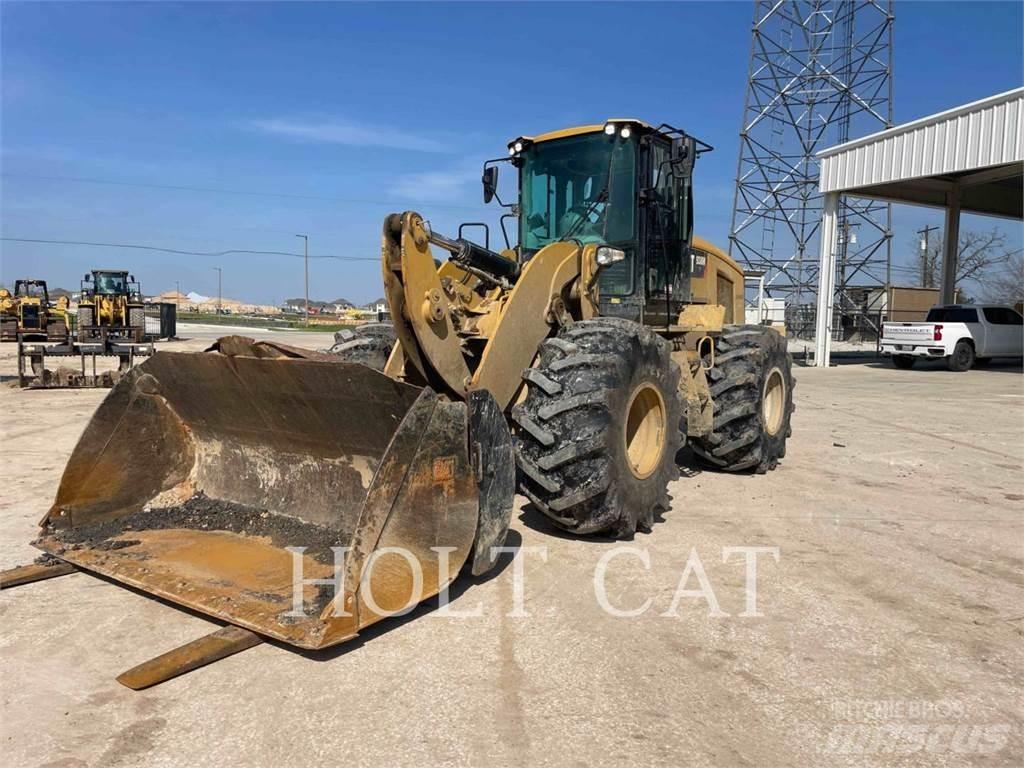 CAT 938M Фронтальні навантажувачі