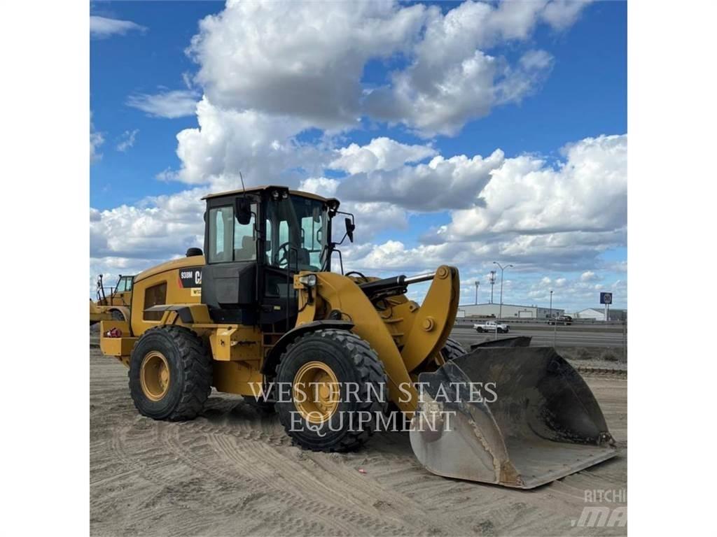 CAT 938M Фронтальні навантажувачі