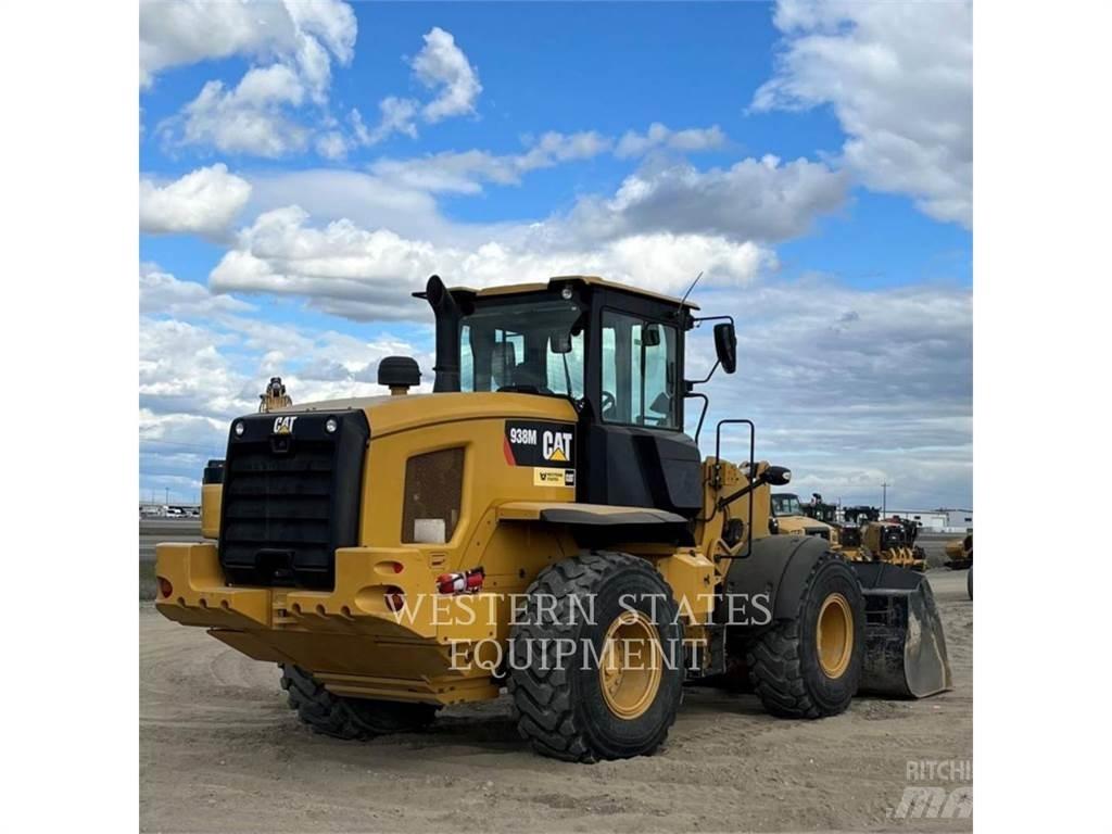 CAT 938M Фронтальні навантажувачі