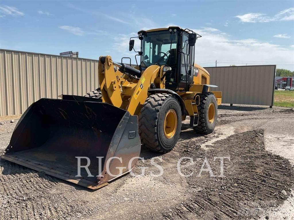 CAT 938M Фронтальні навантажувачі