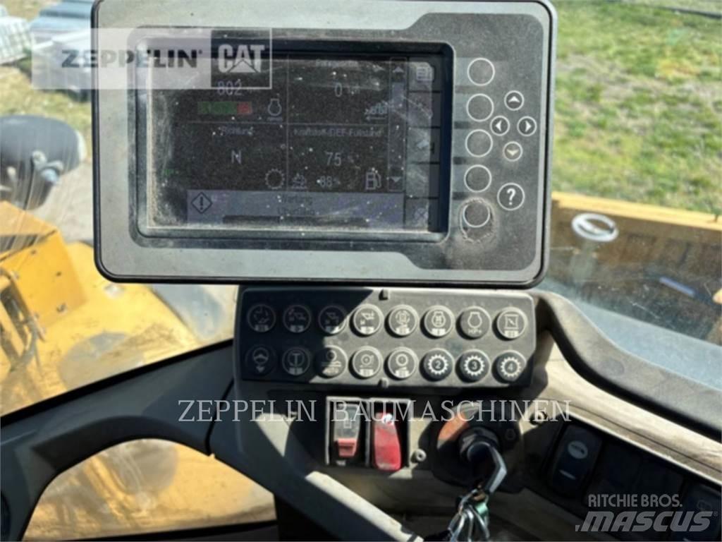 CAT 938M Фронтальні навантажувачі