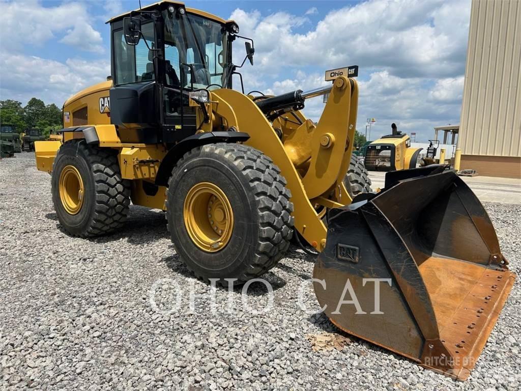 CAT 938M Фронтальні навантажувачі