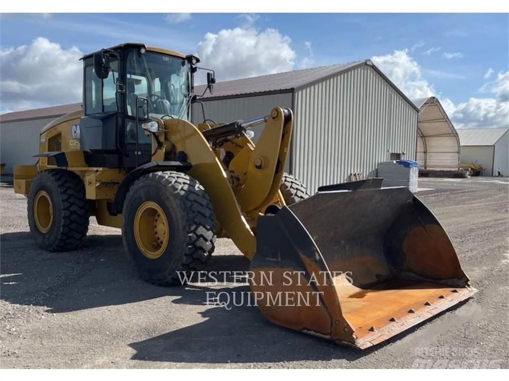 CAT 938M Фронтальні навантажувачі