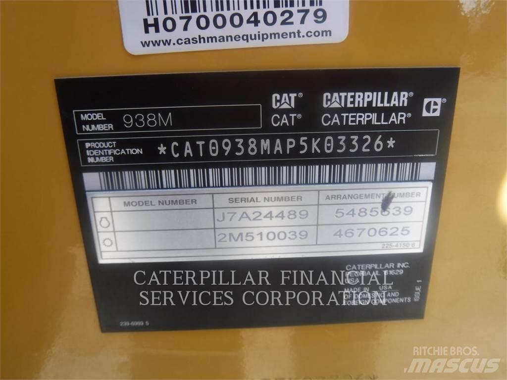 CAT 938M Фронтальні навантажувачі
