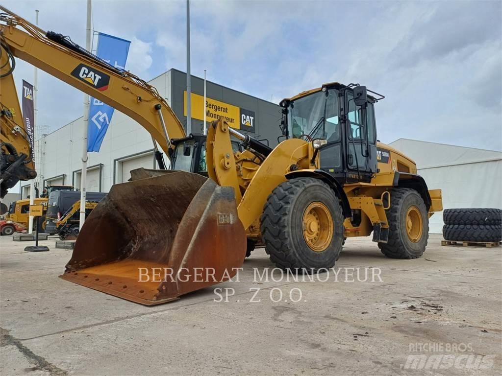 CAT 938M Фронтальні навантажувачі