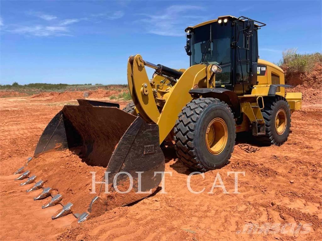 CAT 938M Фронтальні навантажувачі