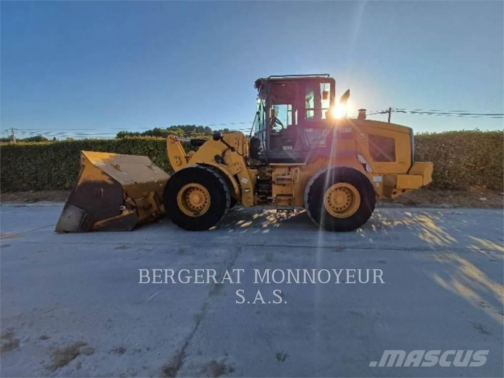 CAT 938M Фронтальні навантажувачі