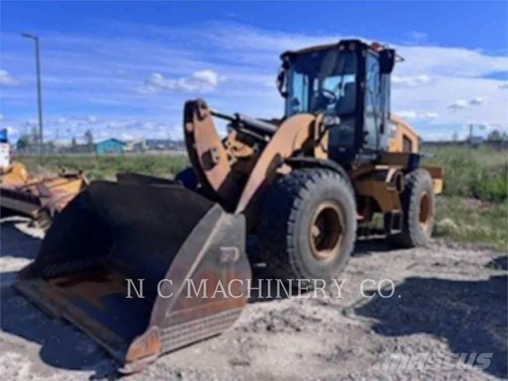 CAT 938M Фронтальні навантажувачі