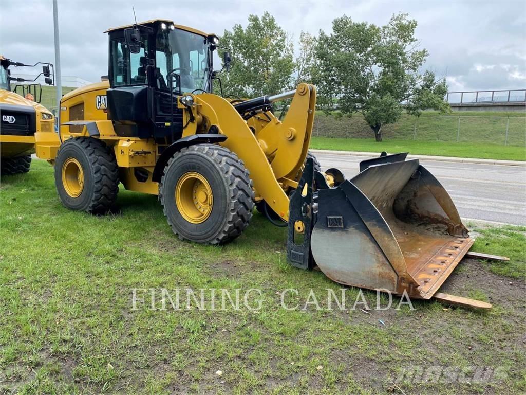 CAT 938M Фронтальні навантажувачі