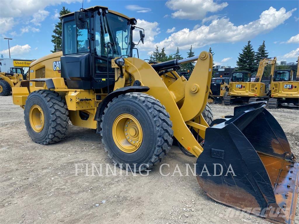 CAT 938M Фронтальні навантажувачі