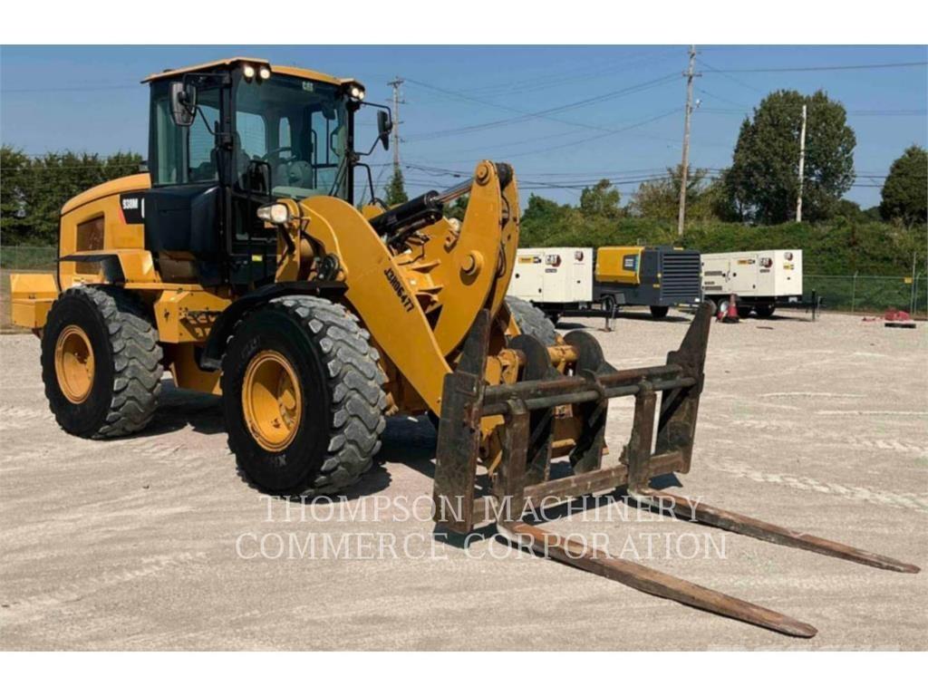 CAT 938M Фронтальні навантажувачі