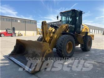 CAT 938M Фронтальні навантажувачі