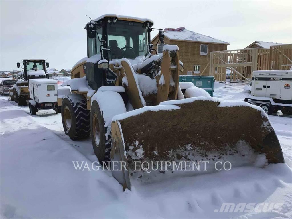 CAT 938M Фронтальні навантажувачі