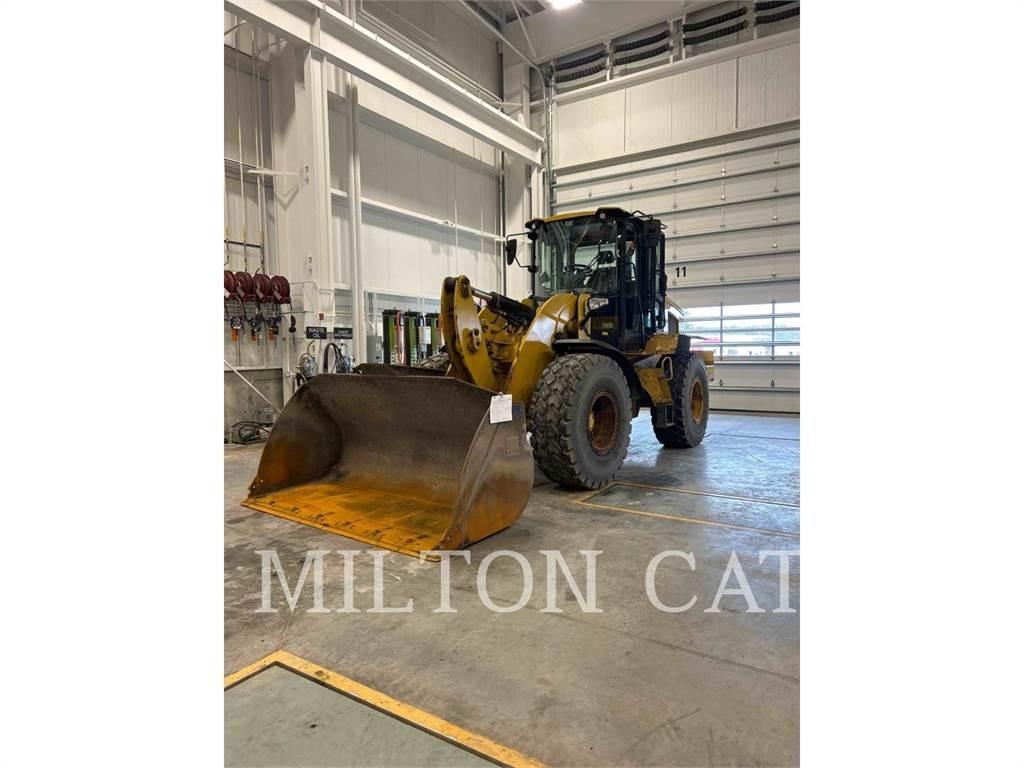 CAT 938M 3V Фронтальні навантажувачі