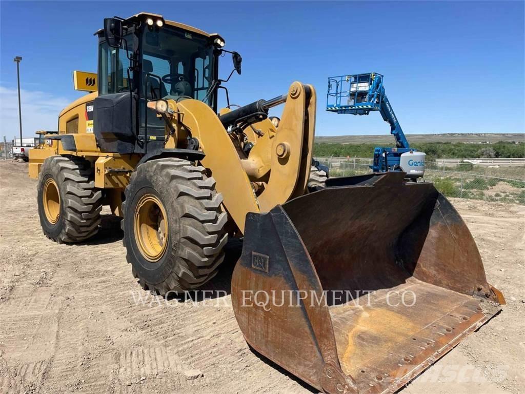 CAT 938M FC Фронтальні навантажувачі
