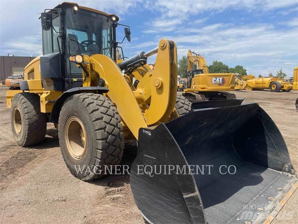 CAT 938M FC Фронтальні навантажувачі