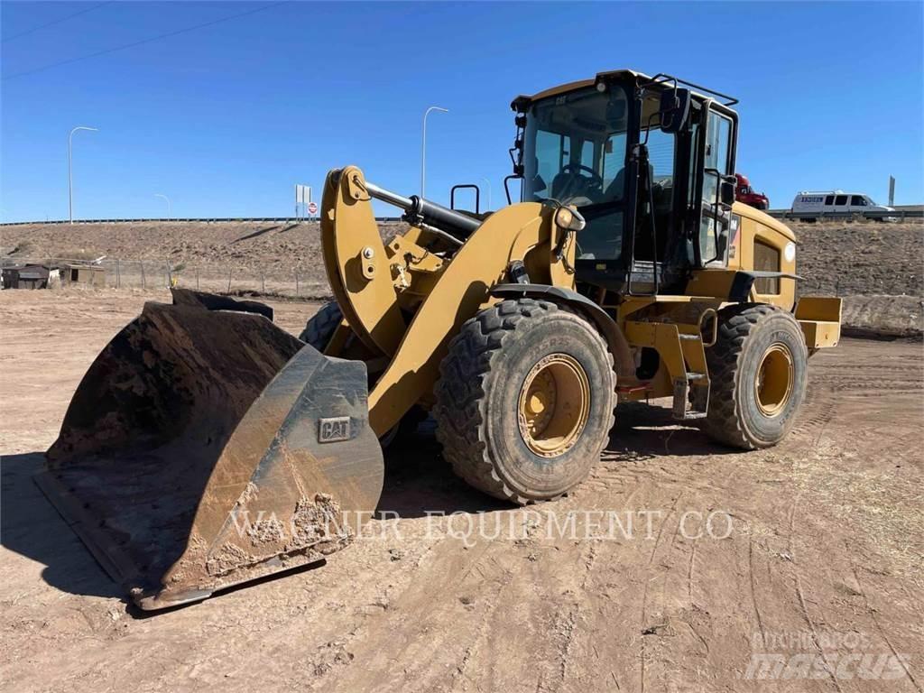 CAT 938M FC Фронтальні навантажувачі