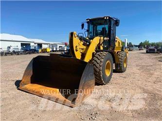 CAT 938M FC Фронтальні навантажувачі