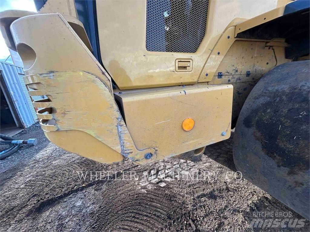 CAT 938M HL WS Фронтальні навантажувачі