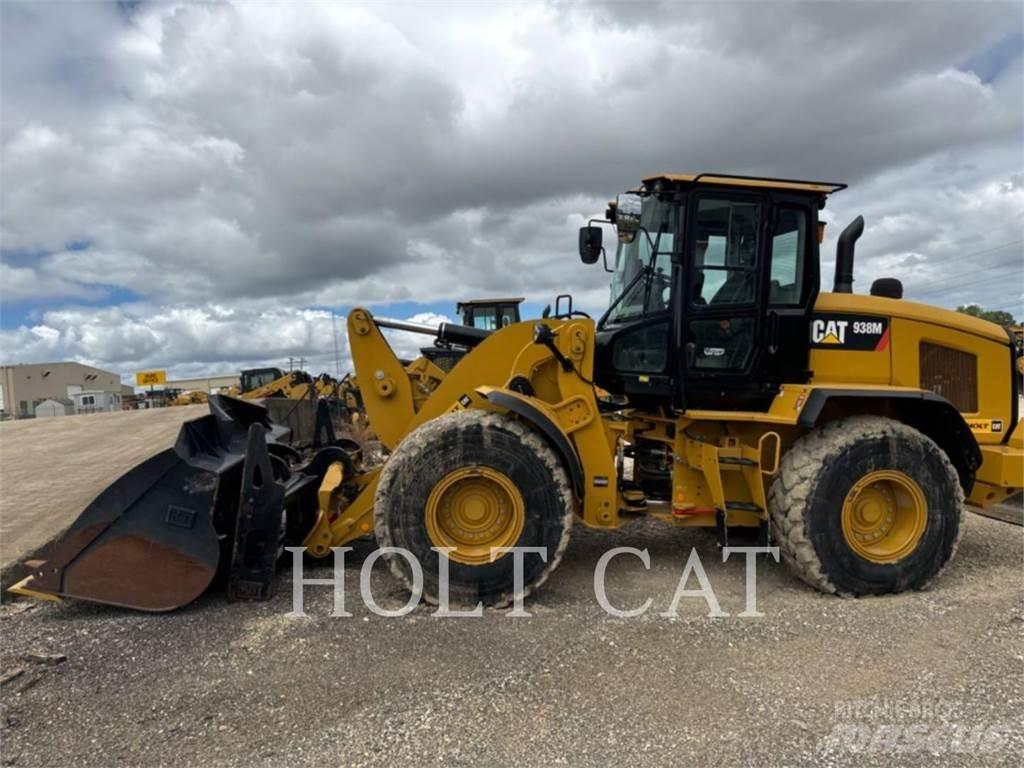 CAT 938M QC Фронтальні навантажувачі