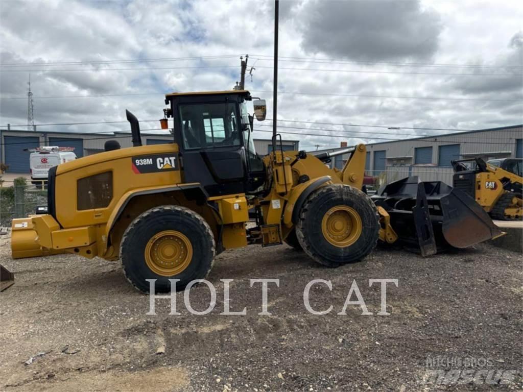 CAT 938M QC Фронтальні навантажувачі