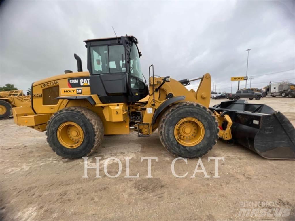 CAT 938M QC Фронтальні навантажувачі