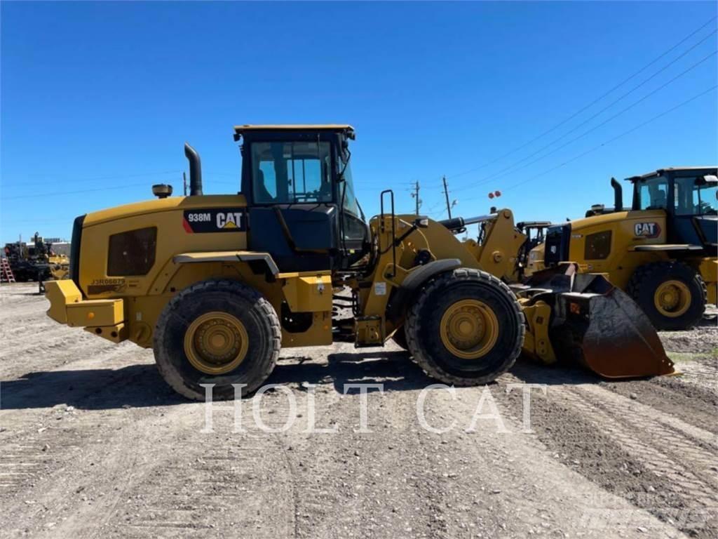 CAT 938M QC Фронтальні навантажувачі