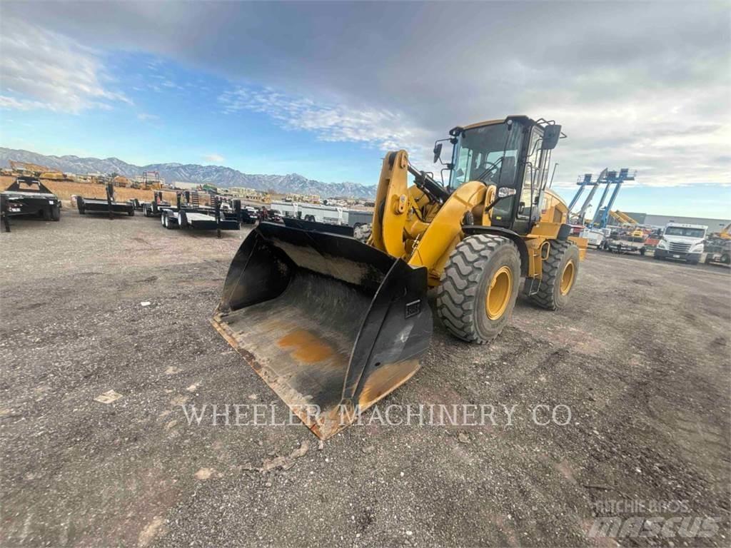 CAT 938M QC Фронтальні навантажувачі
