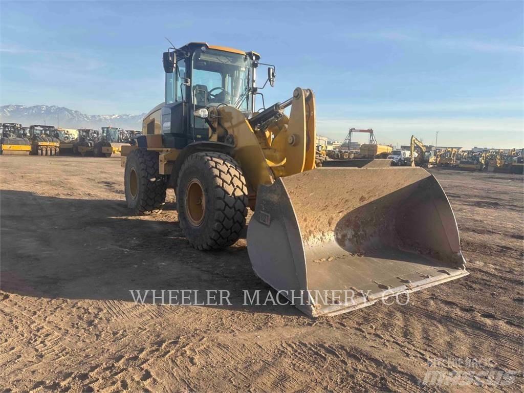 CAT 938M QC Фронтальні навантажувачі