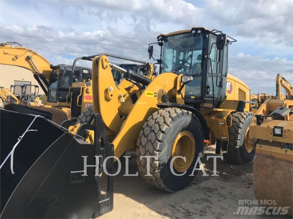 CAT 938M QC Фронтальні навантажувачі