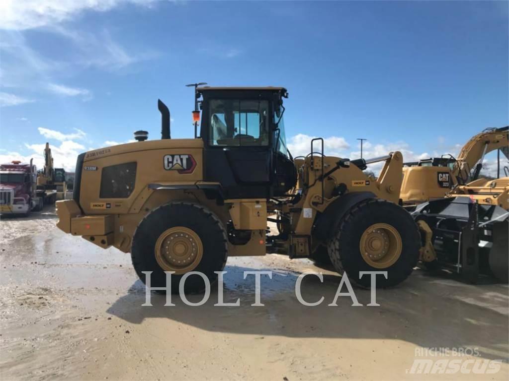 CAT 938M QC Фронтальні навантажувачі