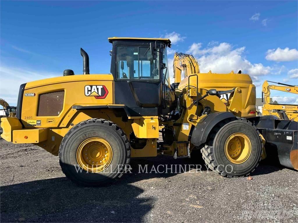 CAT 938M QC 3V Фронтальні навантажувачі