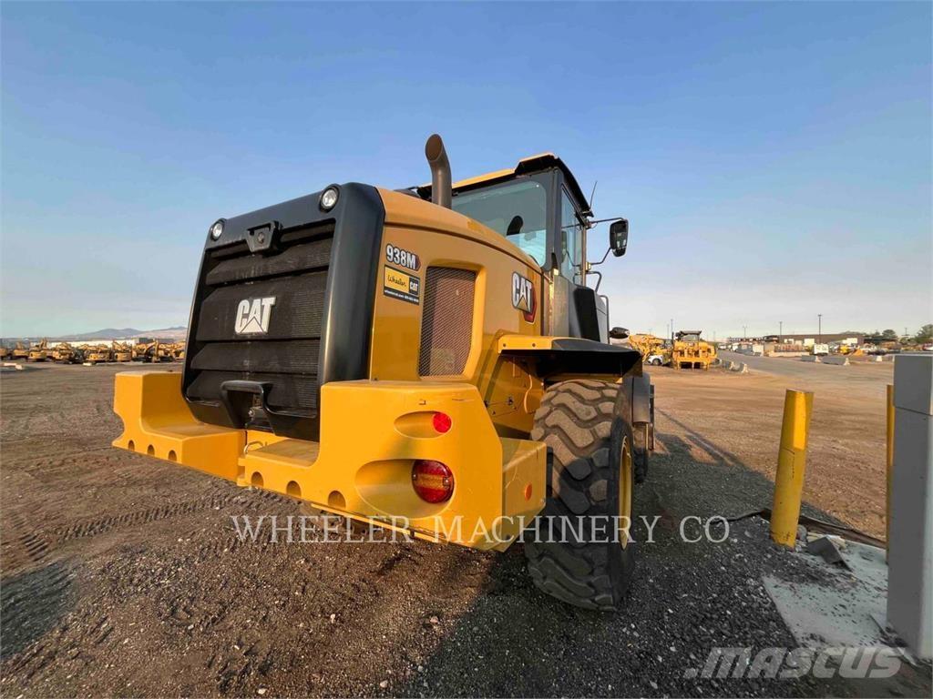 CAT 938M QC 3V Фронтальні навантажувачі