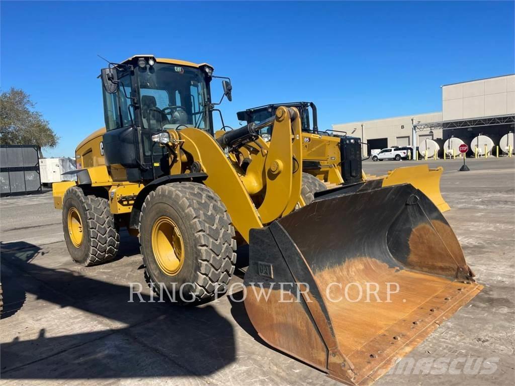 CAT 938MQC Фронтальні навантажувачі