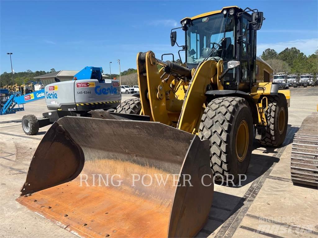 CAT 938MQC Фронтальні навантажувачі