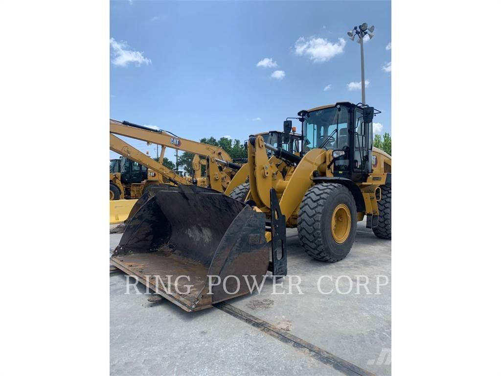 CAT 938MQC Фронтальні навантажувачі