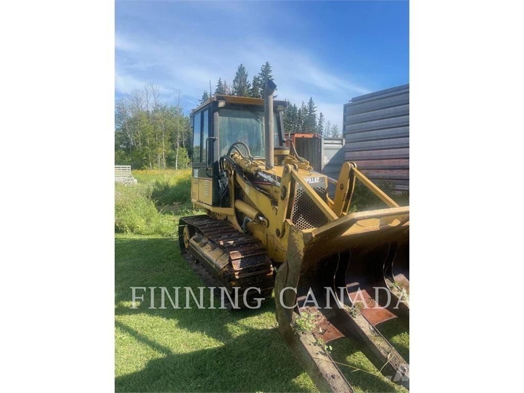 CAT 939C Фронтальні навантажувачі