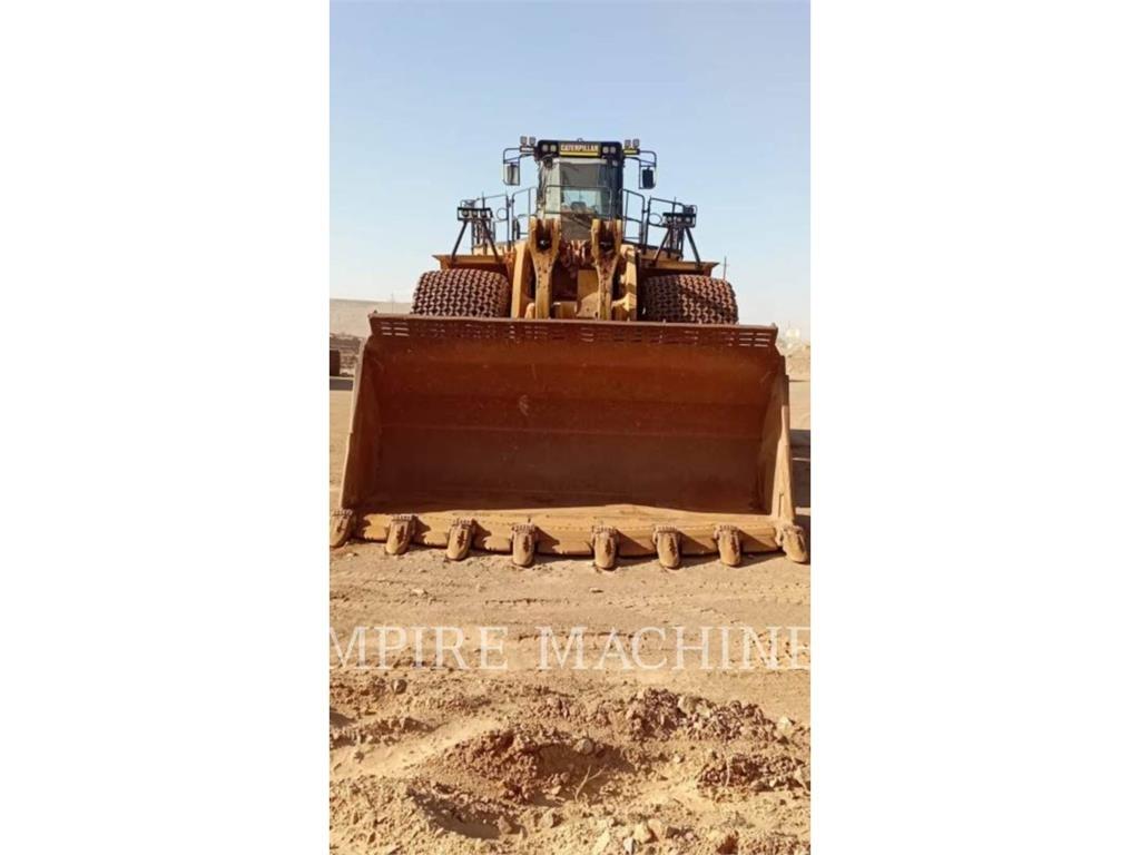 CAT 944H Фронтальні навантажувачі