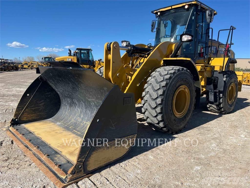 CAT 950 Фронтальні навантажувачі
