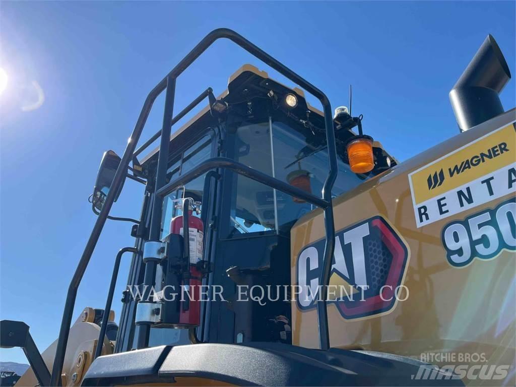 CAT 950 Фронтальні навантажувачі