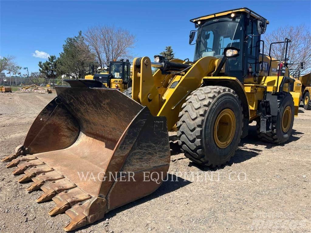 CAT 950 Фронтальні навантажувачі
