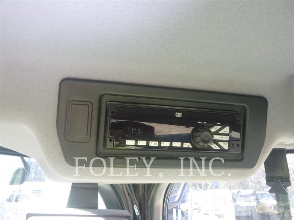 CAT 950 GC Фронтальні навантажувачі