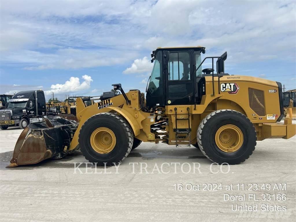 CAT 950 GC Фронтальні навантажувачі