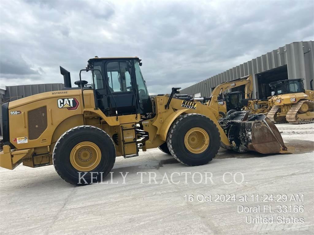 CAT 950 GC Фронтальні навантажувачі